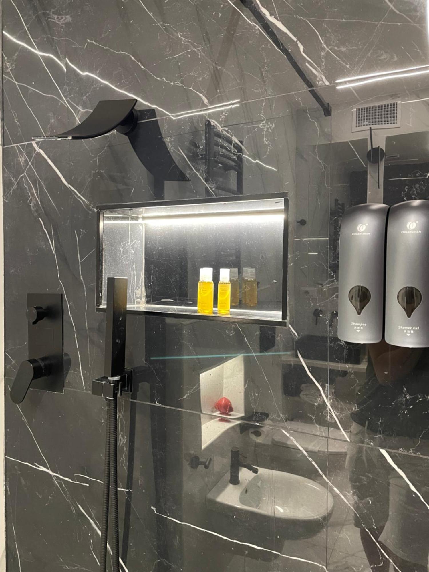 Apartament Luxury 6 Al Duomo Di Parma Zewnętrze zdjęcie